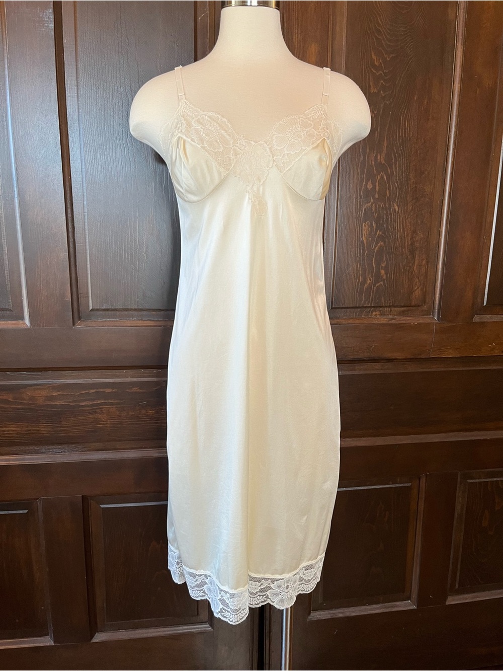 Kayser Nylon Full Slip Lingerie Knee Length Ivory Women's Size 34 T Made in USA
